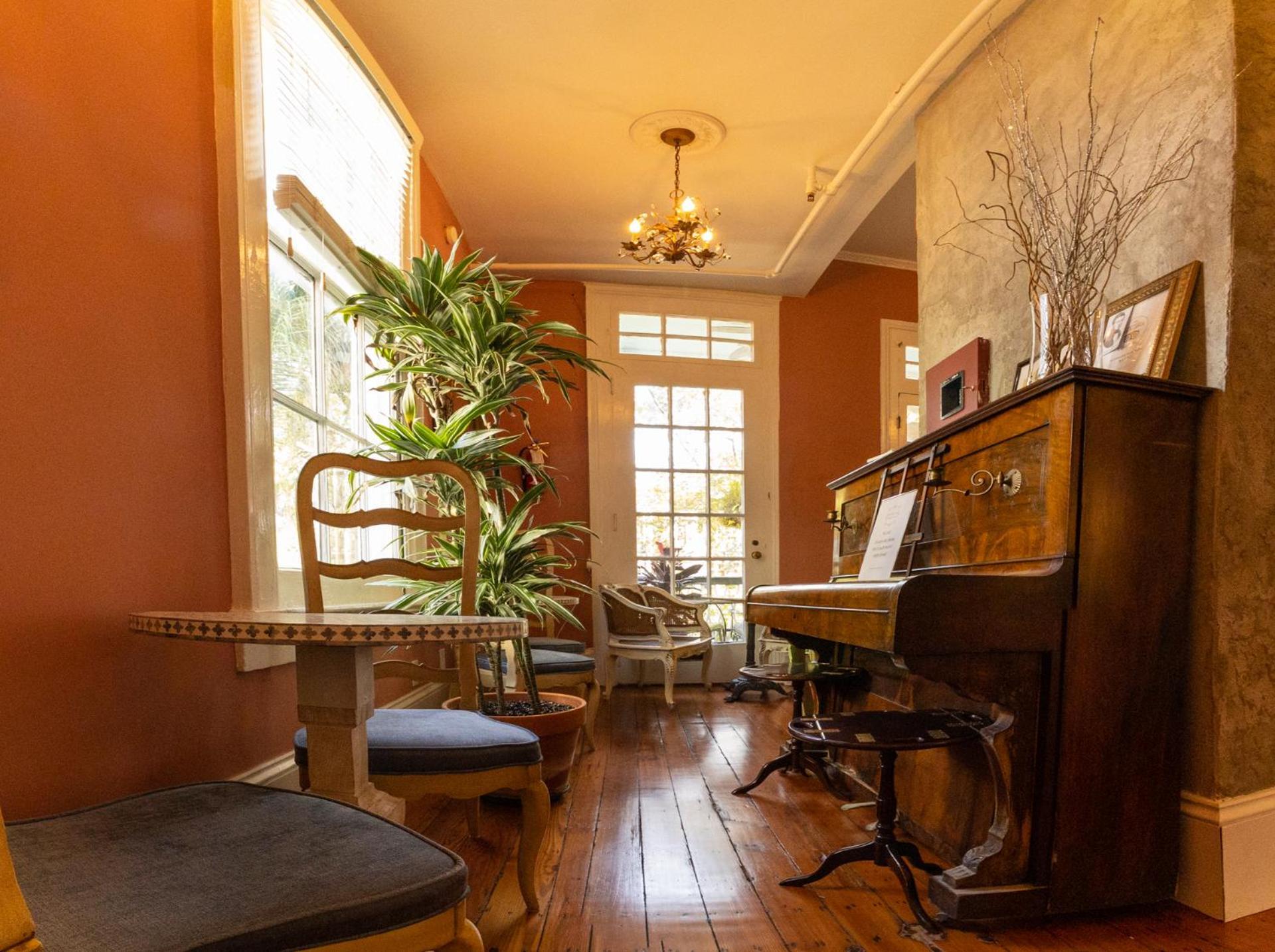 Rathbone Mansions New Orleans Hotel Bagian luar foto